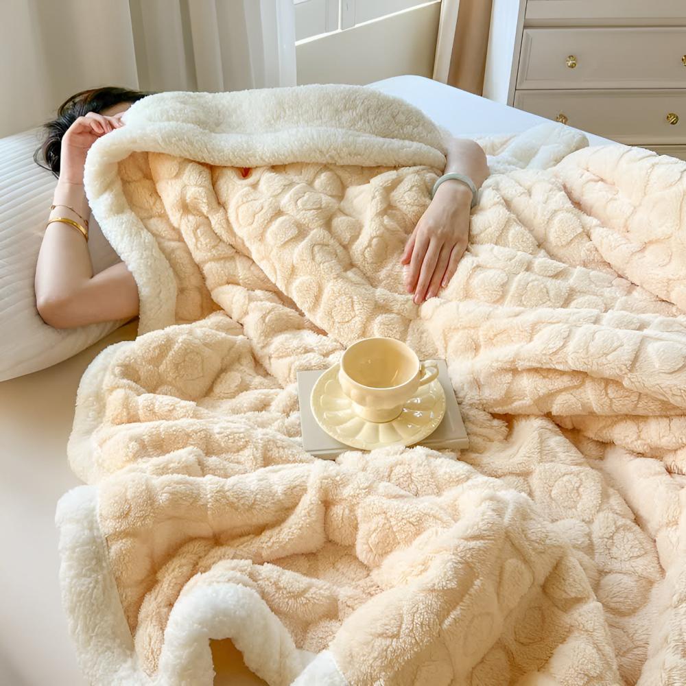 Nuvella | Heart Sherpa Blanket