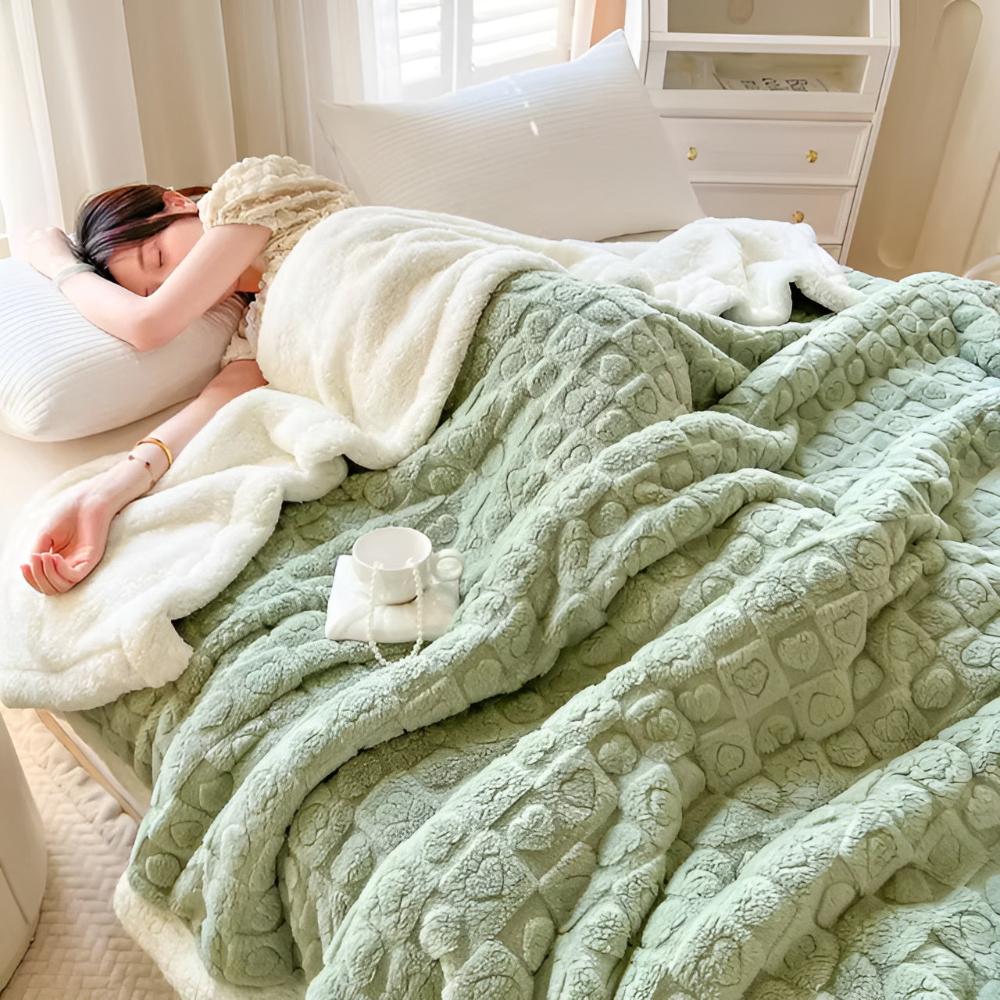 Nuvella | Heart Sherpa Blanket