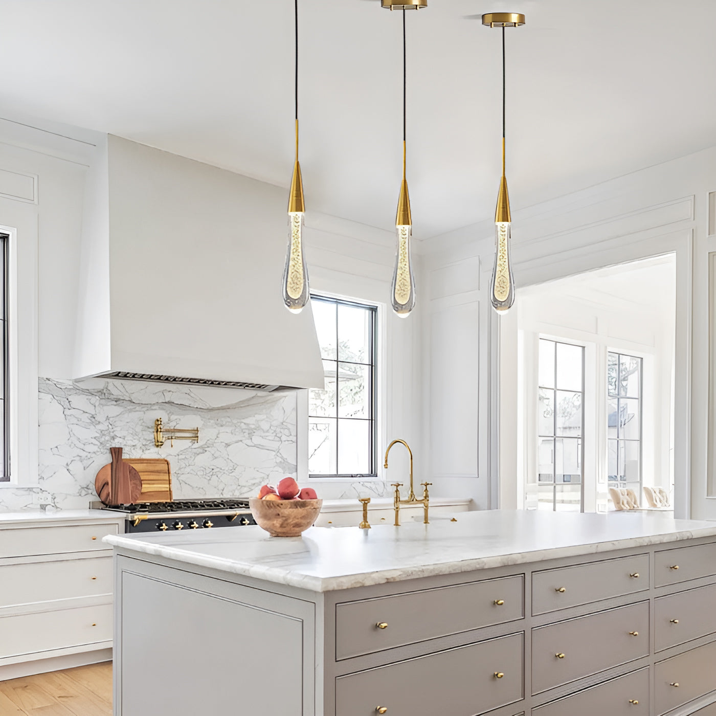 Aurora Golden Droplet Crystal Pendant Lights for Homes and Offices