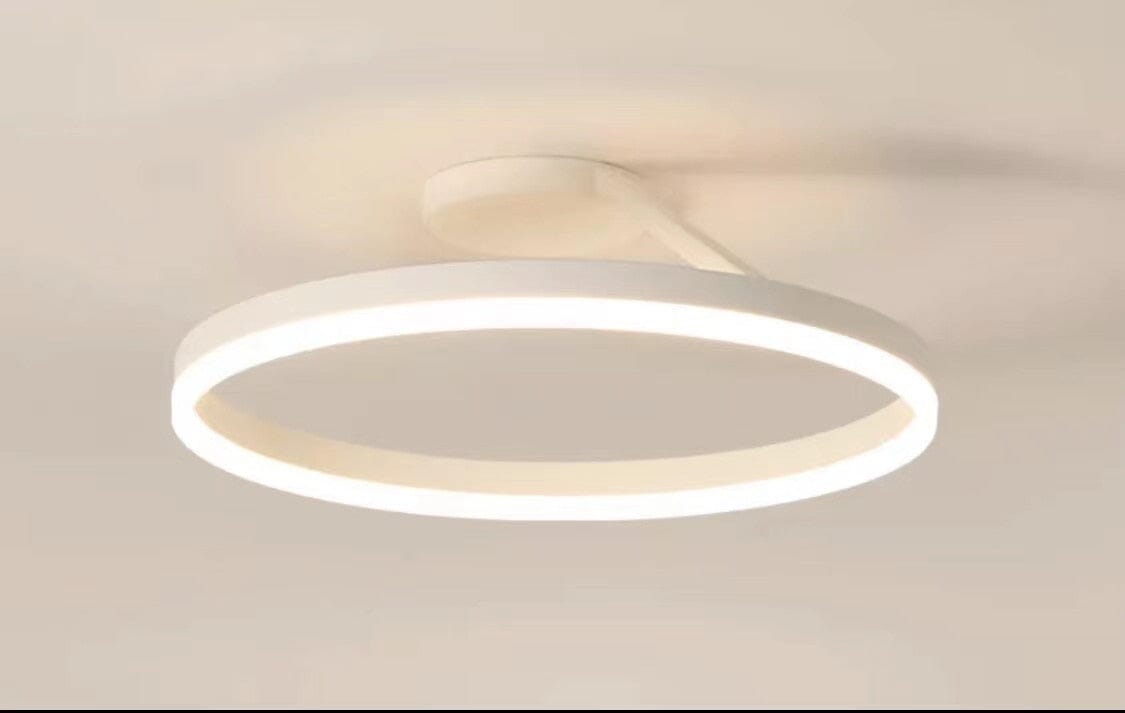 Lunara Ring Light with Acrylic Ring and Crystal Diffuser