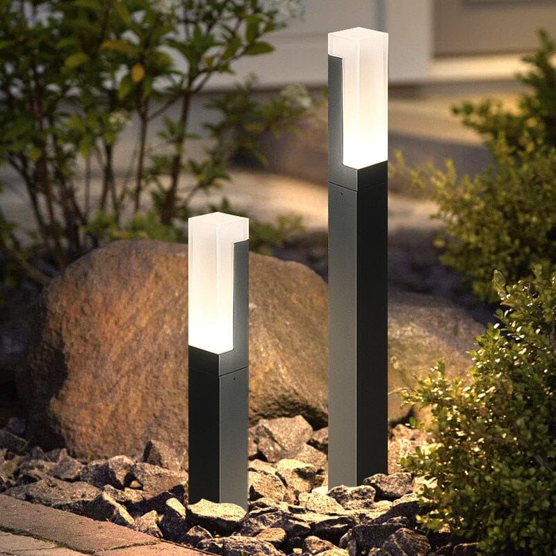 AstraLux 10W Waterproof LED Lawn Light for Outdoor Pathways and Accents