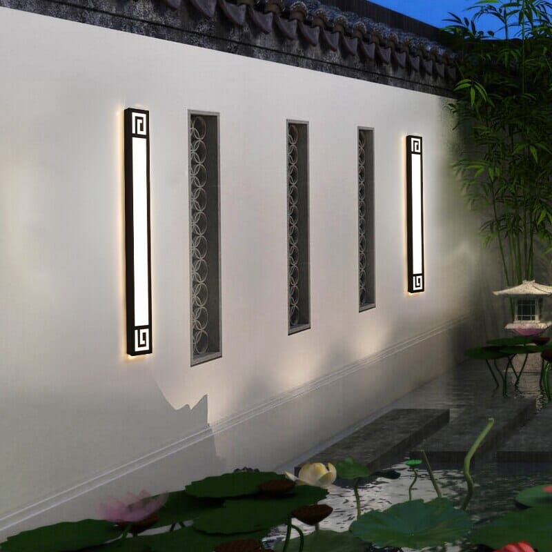 Kairoa Weatherproof Wall Light With Chrome Finish For Outdoor Lighting