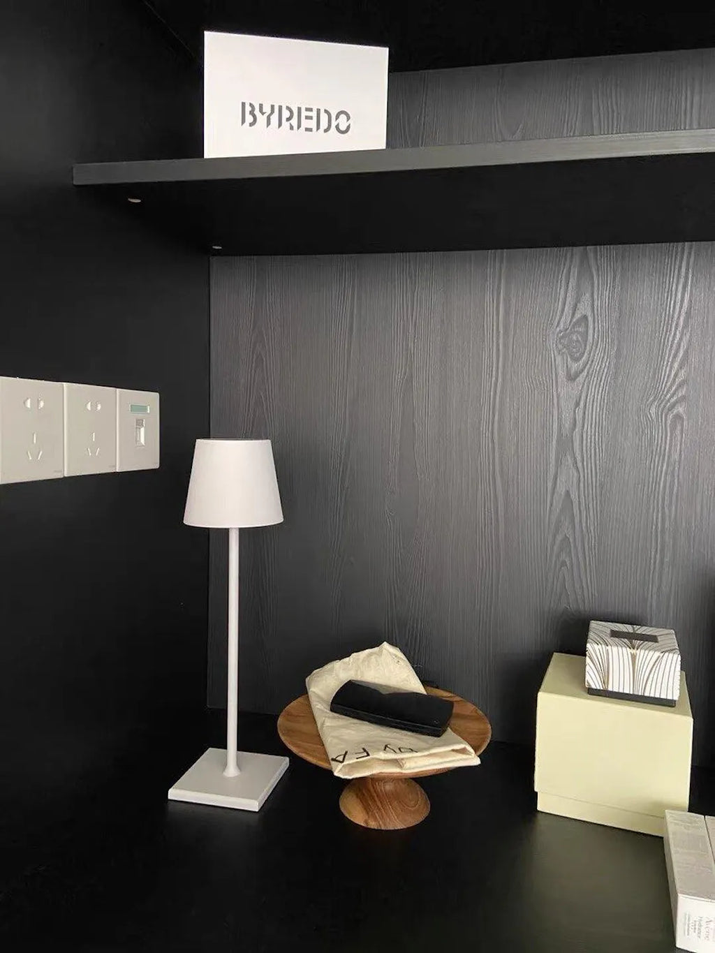 LumaNova Dimmable Table Lamp Cordless Bedside Light